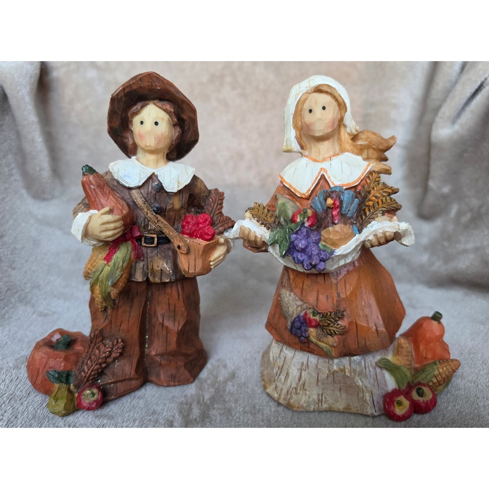 Darice 8in Carved Look Resin Pilgrims Thanksgiving Figurines Set of 2 3100-311